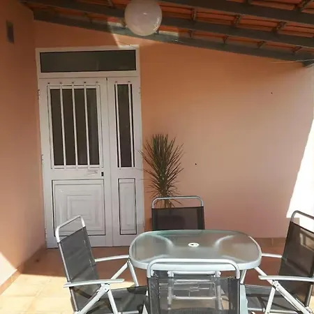 - Breathtaking Ocean & View House * Funchal (Madeira)